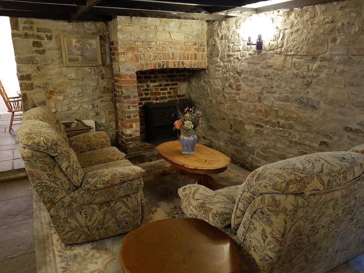 The Marston Inn 约维尔 外观 照片